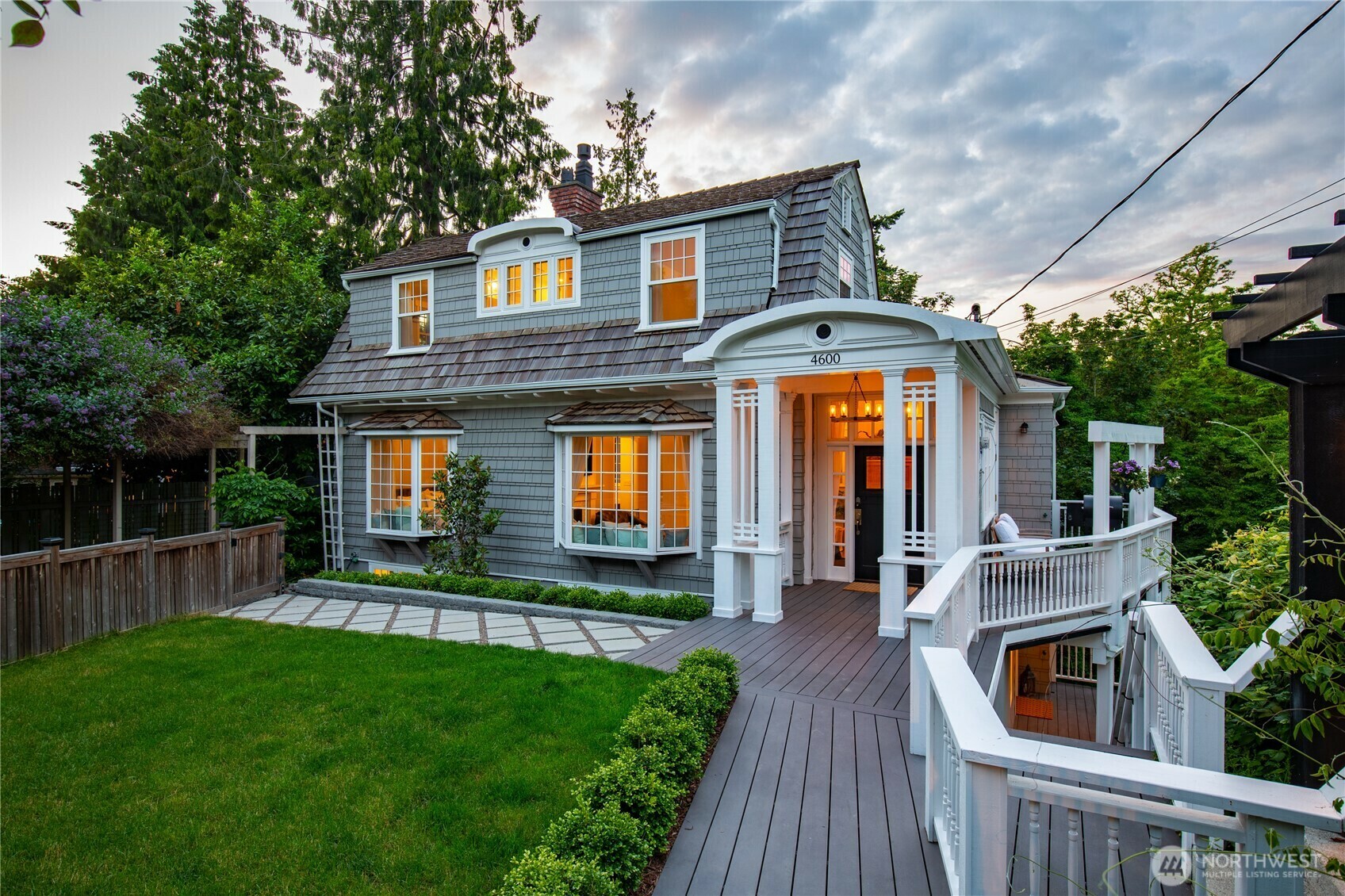 4600 SW Maple Avenue  Seattle WA 98136 photo