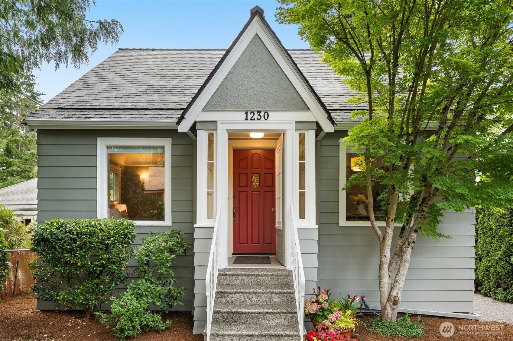 1230 NE 100th Street  Seattle WA 98125 photo