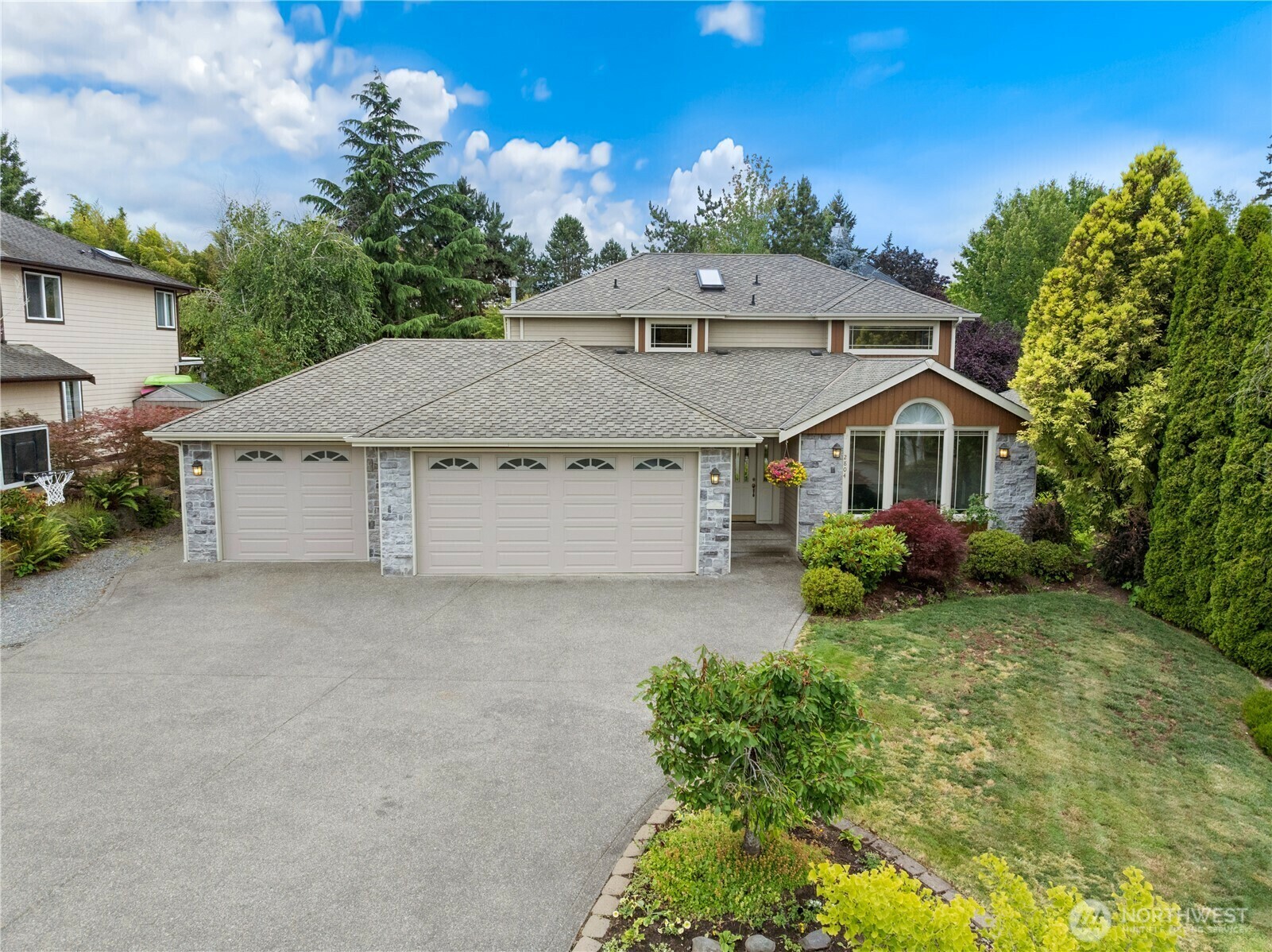 2804  18th Street SE  Puyallup WA 98374 photo