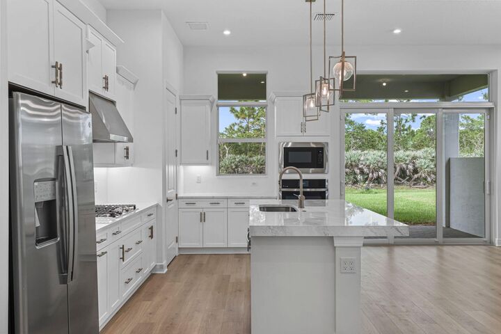 Property Photo: 2753 SE Ashfield Drive FL 34984