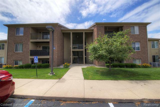 Property Photo: 2635 Greenstone Boulevard 508 MI 48326