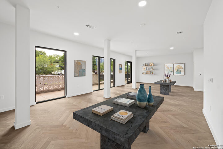 Property Photo: 2209 S 1st Street 108 TX 78704