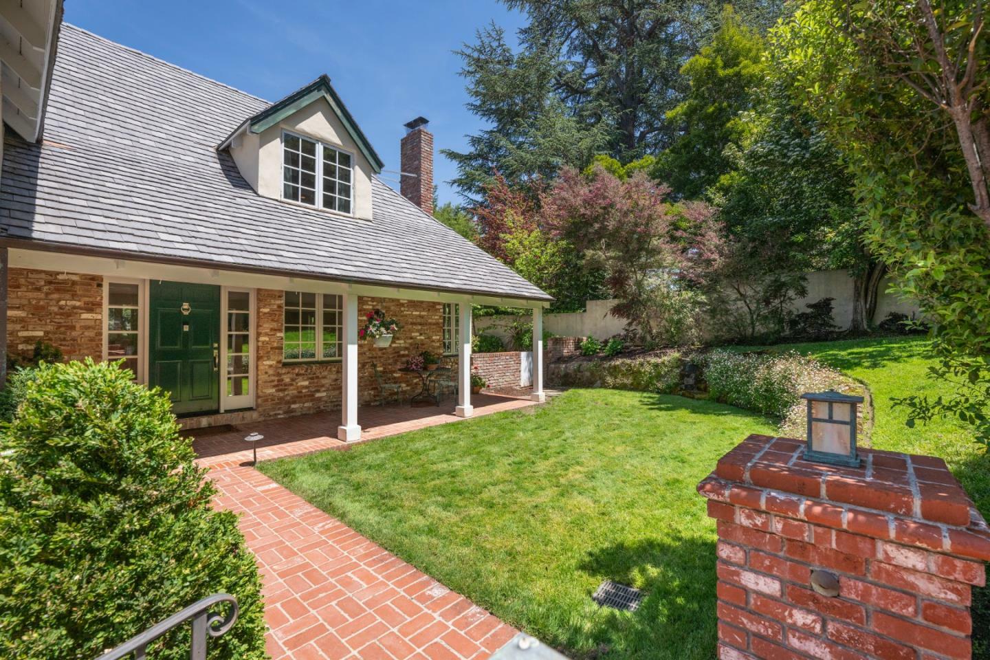 Property Photo: 2820 Adeline Drive CA 94010