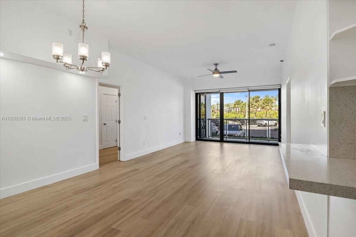 Property Photo: 20505 E Country Club Dr 132 FL 33180