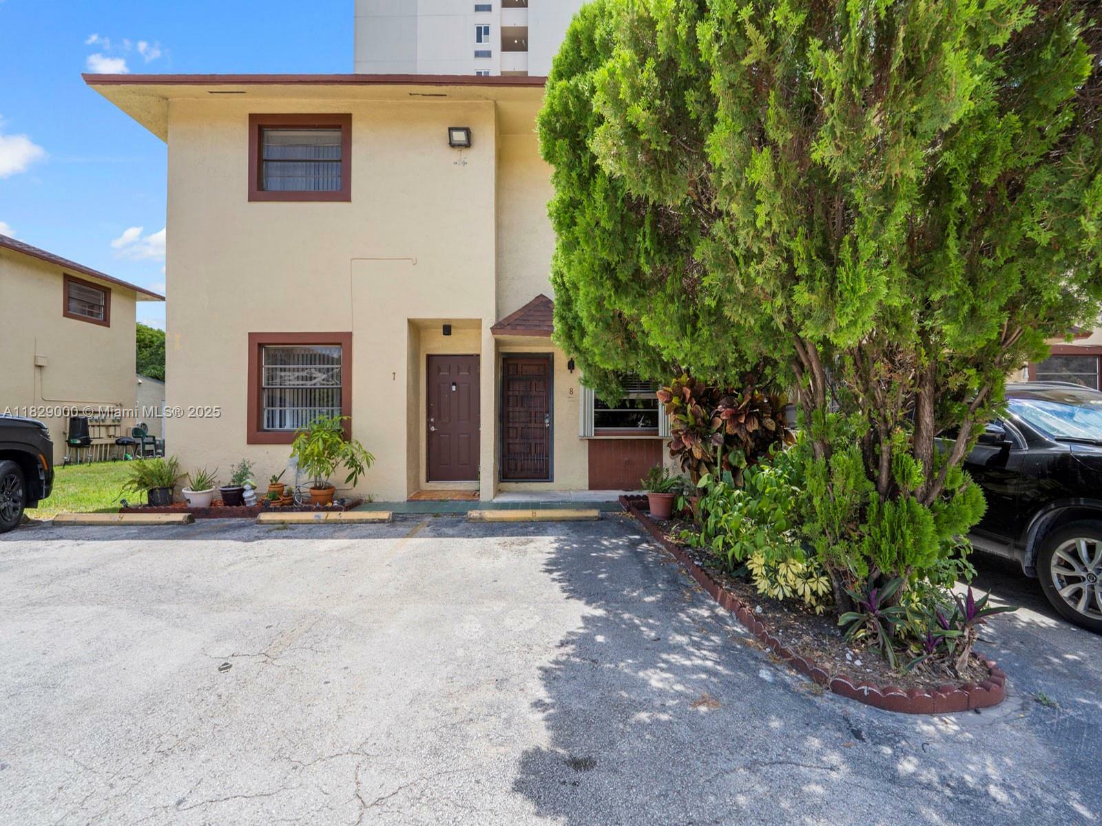 Property Photo: 1310 W 46th St 8 FL 33012