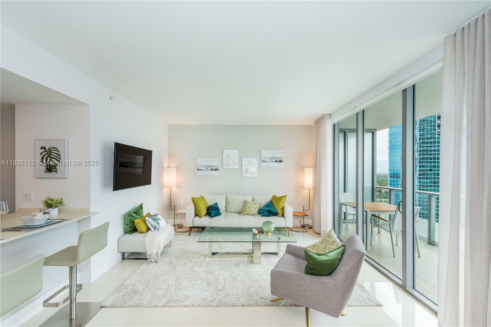 Property Photo:  1300 Brickell Bay Dr 2900  FL 33131 