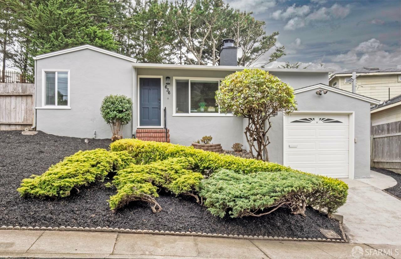 Property Photo: 636 Edgemar Avenue CA 94044