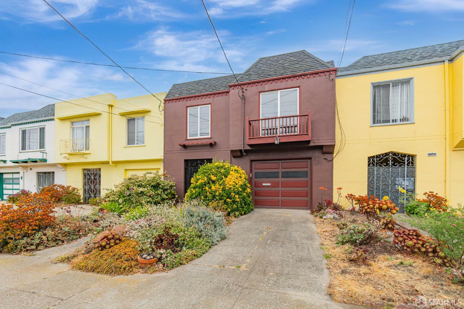 Property Photo: 1862 42nd Avenue CA 94122