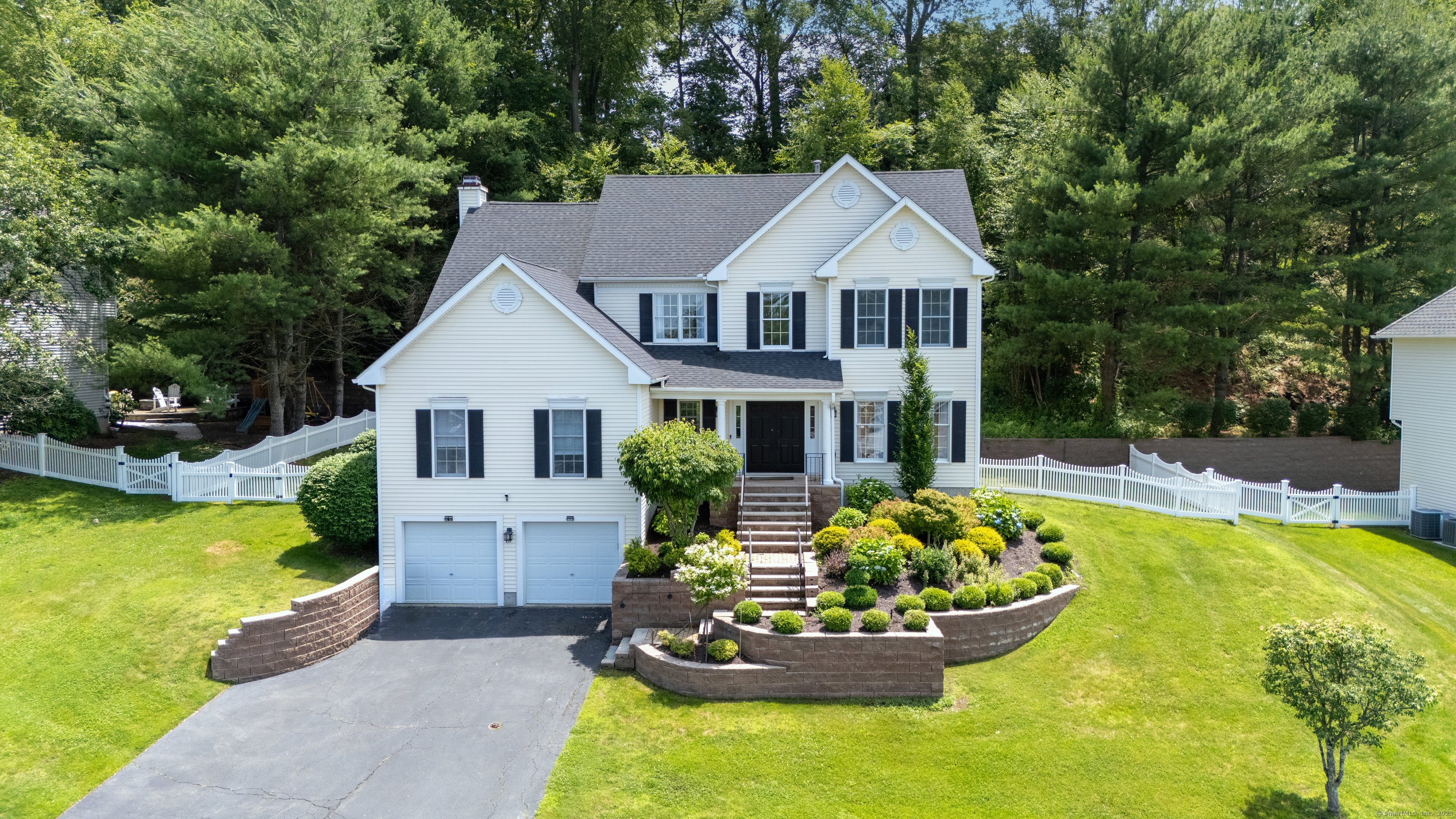 Property Photo: 81 Salem Road CT 06611