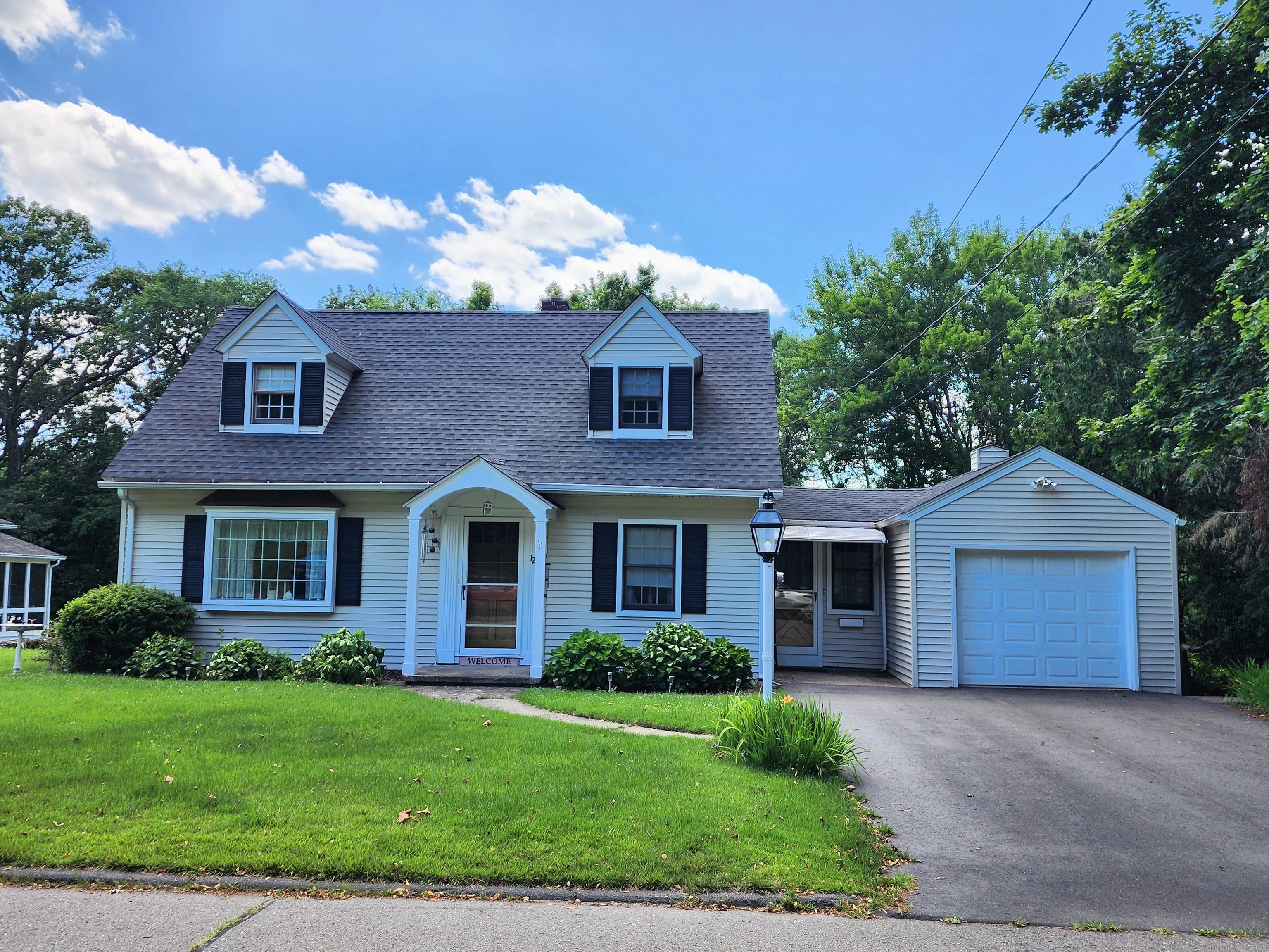 Property Photo: 124 Pilgrim Road CT 06010