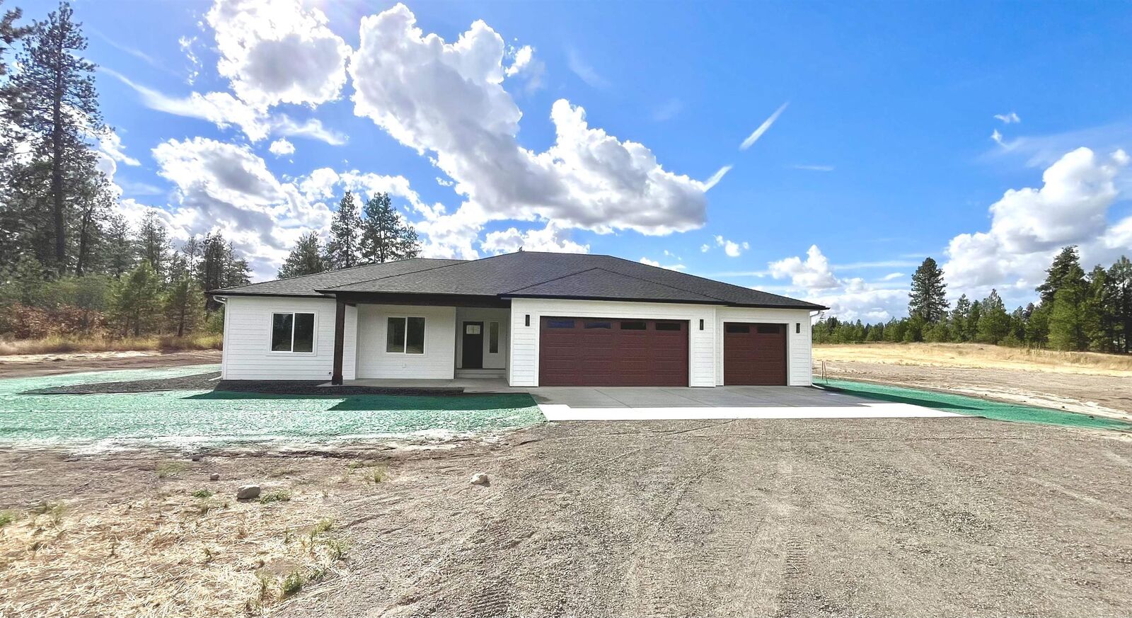 Property Photo:  12822 S Sherman Rd  WA 99224 