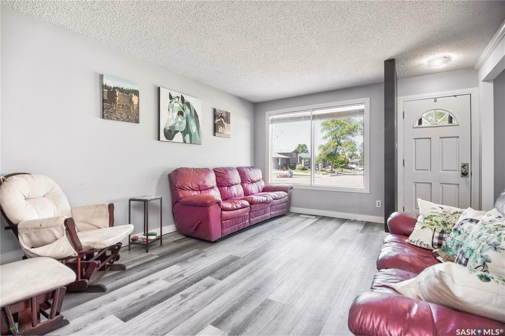 Property Photo: 3308 Grey Owl Crescent SK S6V 6X8
