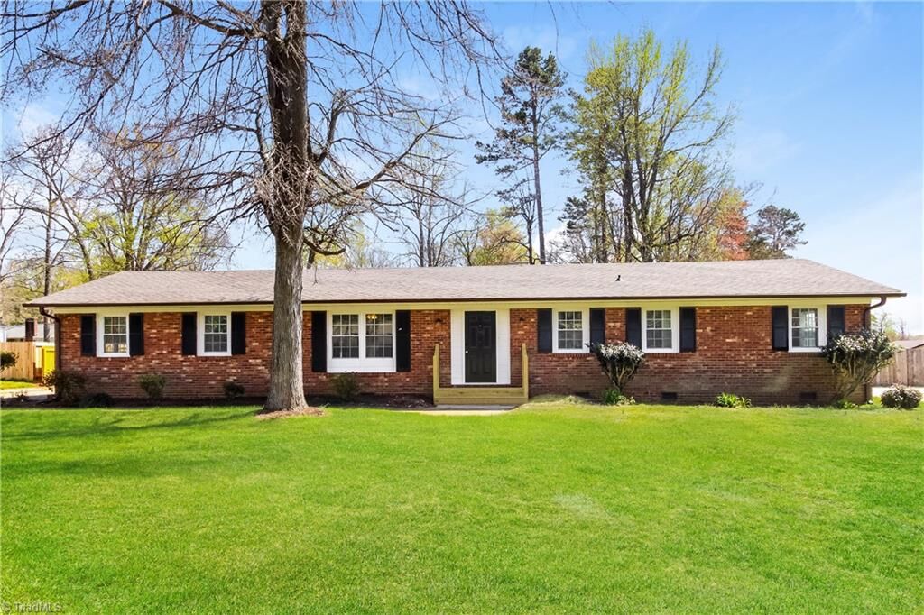 Property Photo: 2628 White Oak Drive NC 27215