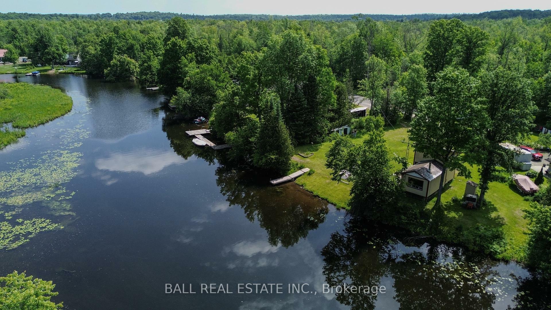 Property Photo: 106 Fidlar Court ON K0K 2M0