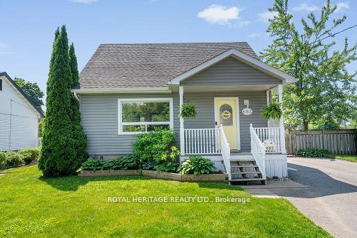 Property Photo: 693 Hawley Street ON K9J 4C7