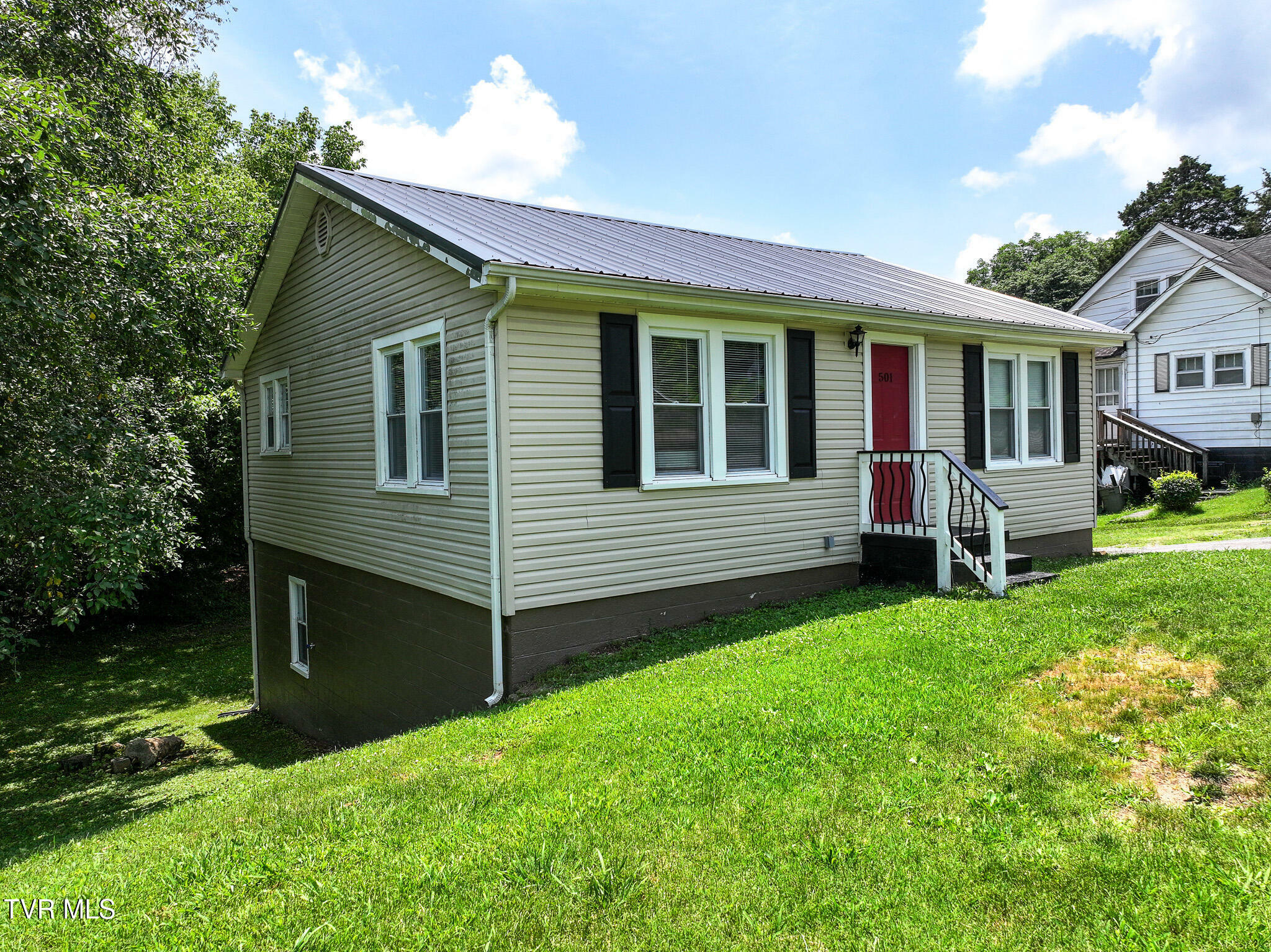 Property Photo: 501 South McKee Street TN 37743