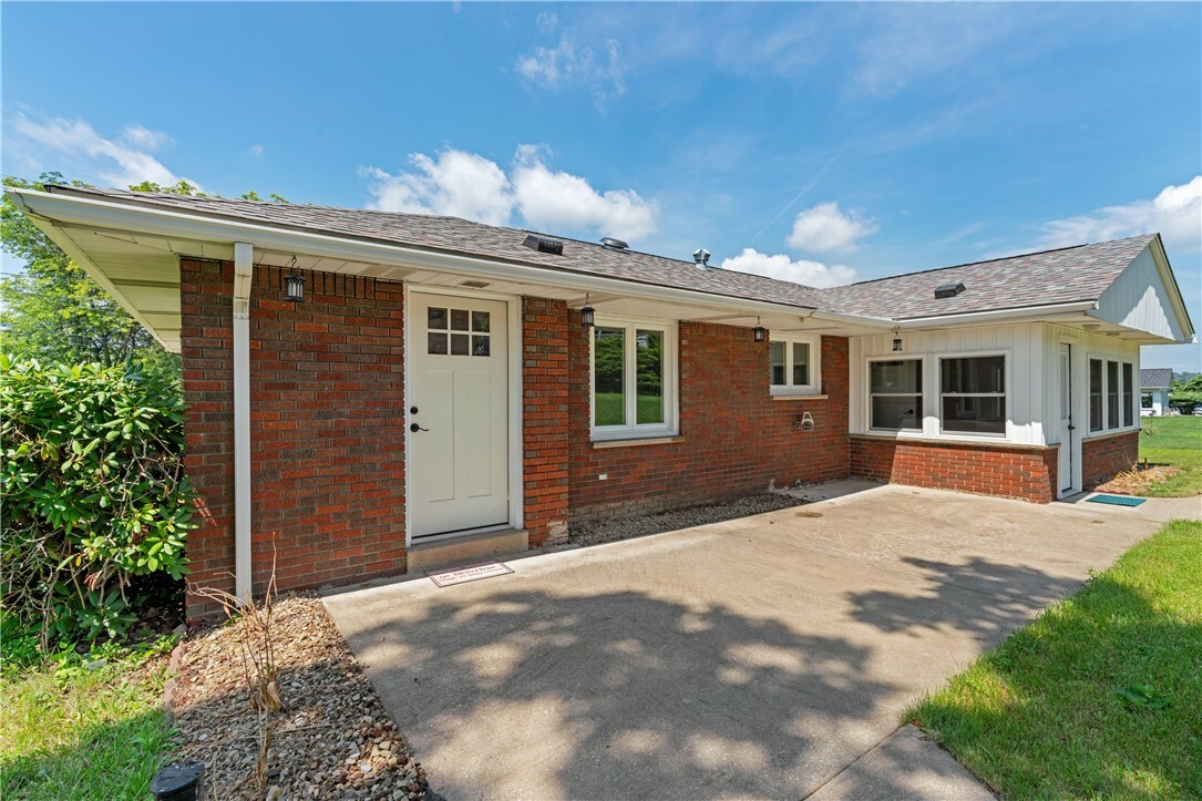 Property Photo: 235 Vernon Ave PA 15012