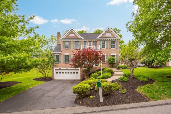 Property Photo: 3001 Willowbrook Drive PA 15017