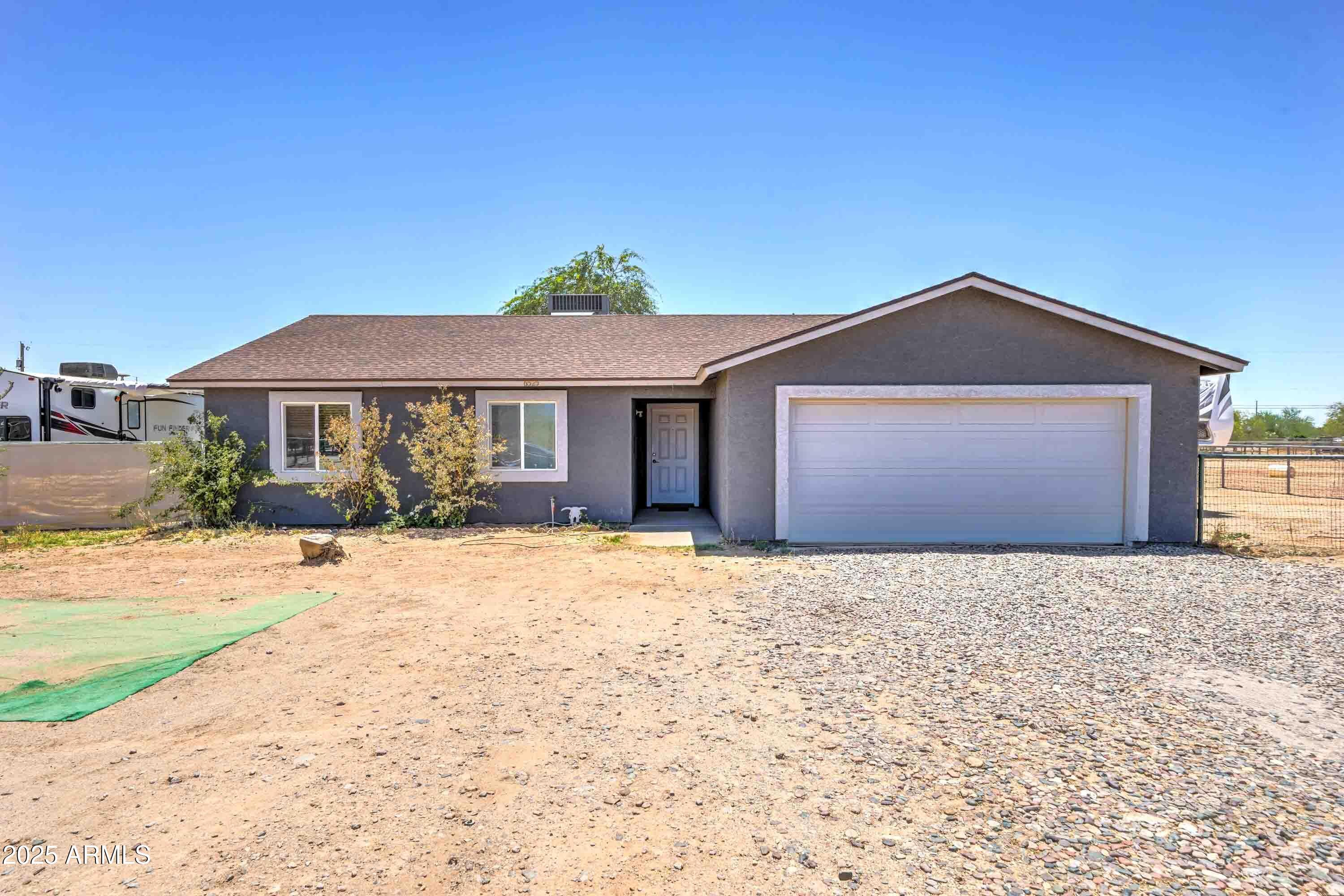 Property Photo: 6525 E Fox Hollow Lane AZ 85140