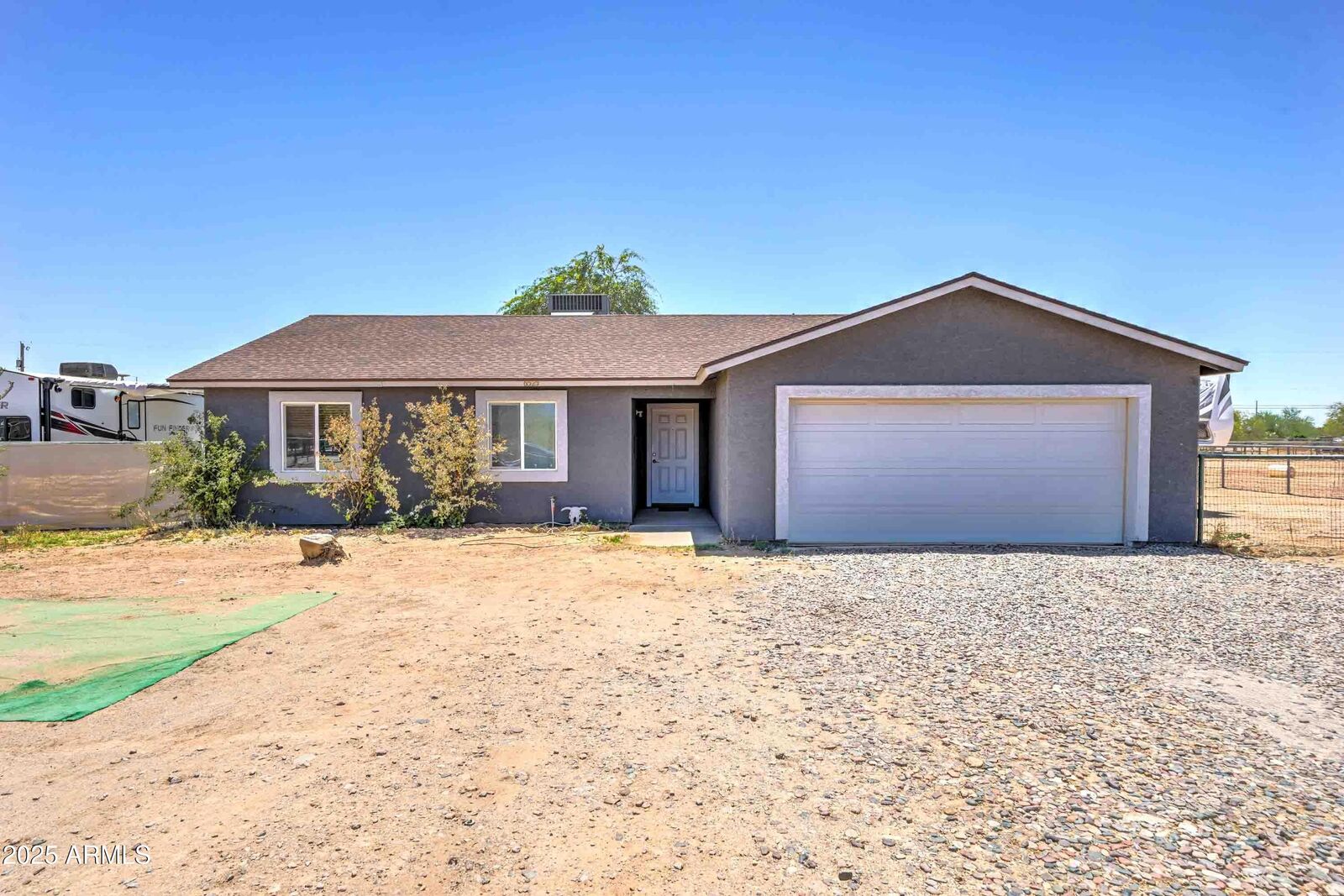 Property Photo: 6525 E Fox Hollow Lane AZ 85140