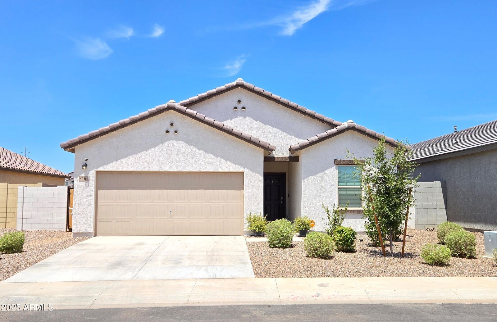 Property Photo:  3164 E Miner Drive  AZ 85143 