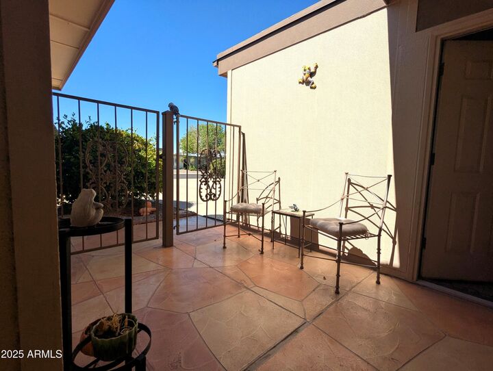 Property Photo: 9738 W Royal Ridge Drive AZ 85351