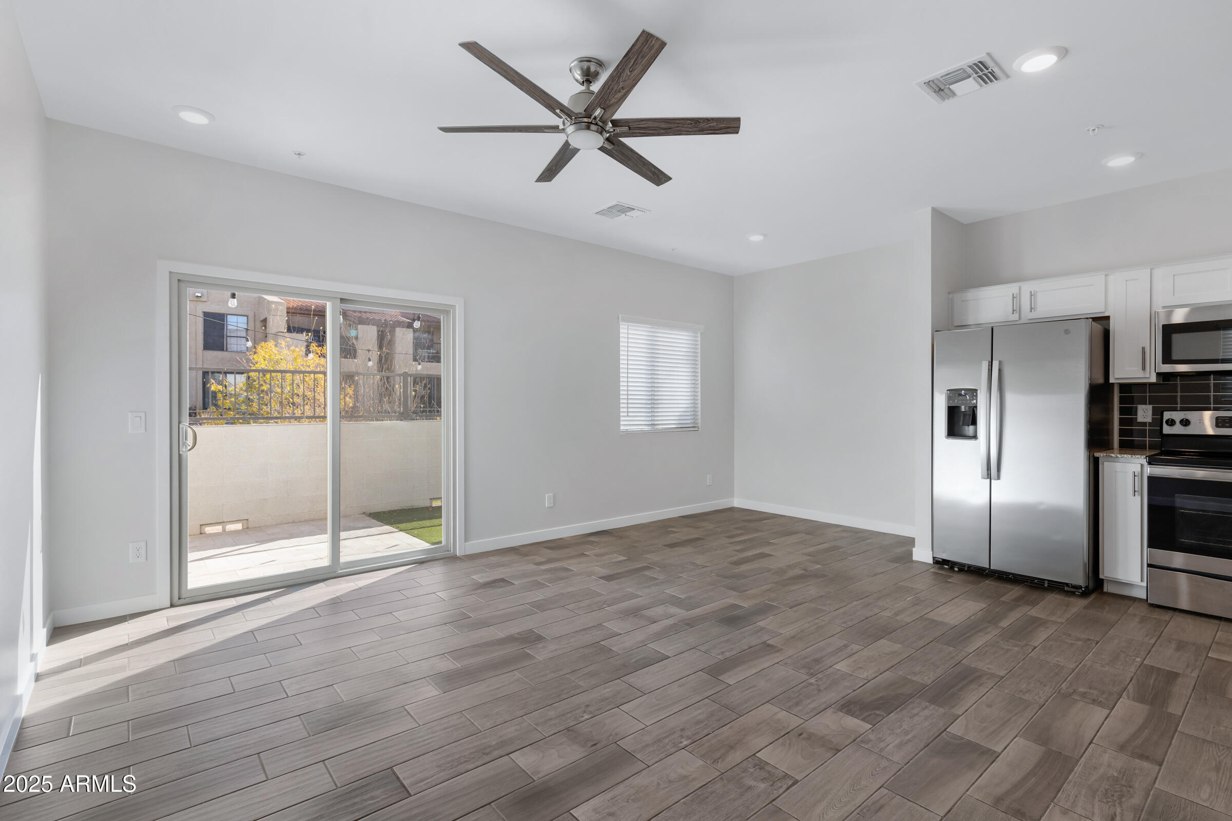 Property Photo: 8279 N 22nd Drive AZ 85021