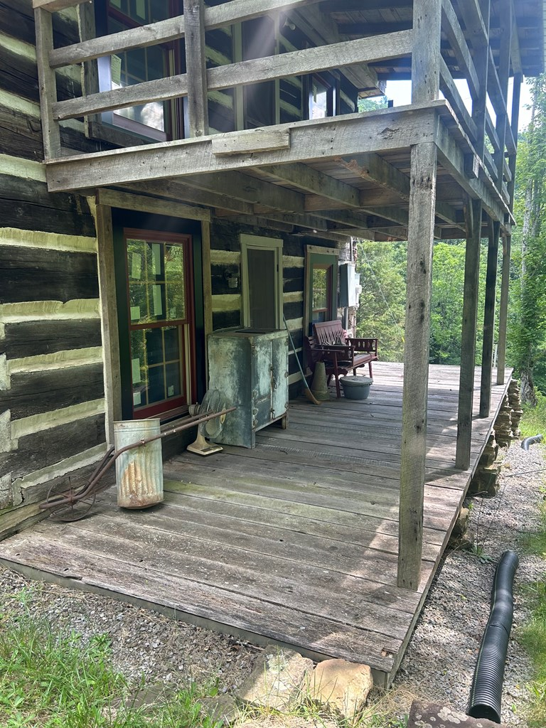 Property Photo: 1476 Bal Noble Rd WV 25921