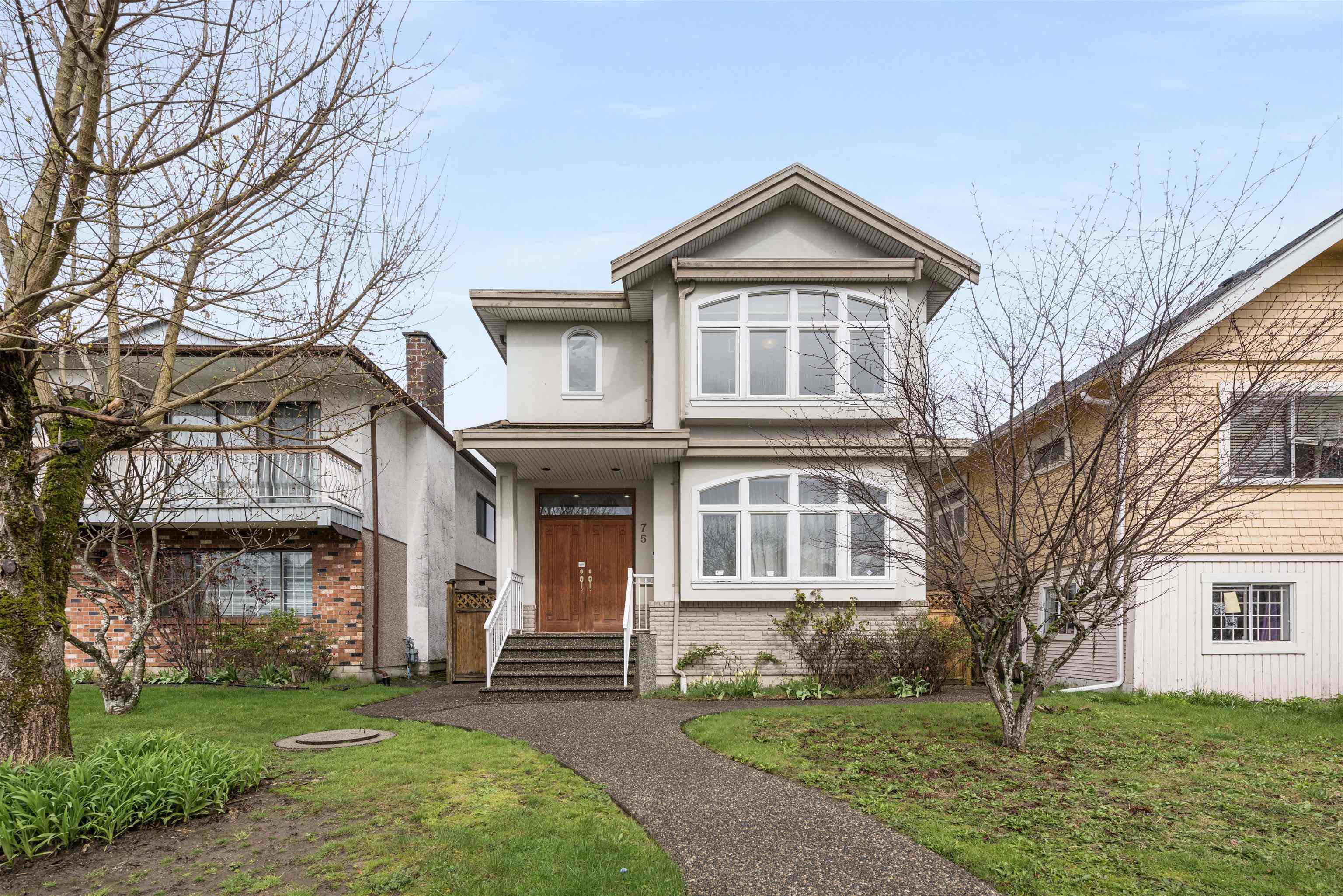 Property Photo: 75 E 50th Avenue BC V5X 1A1