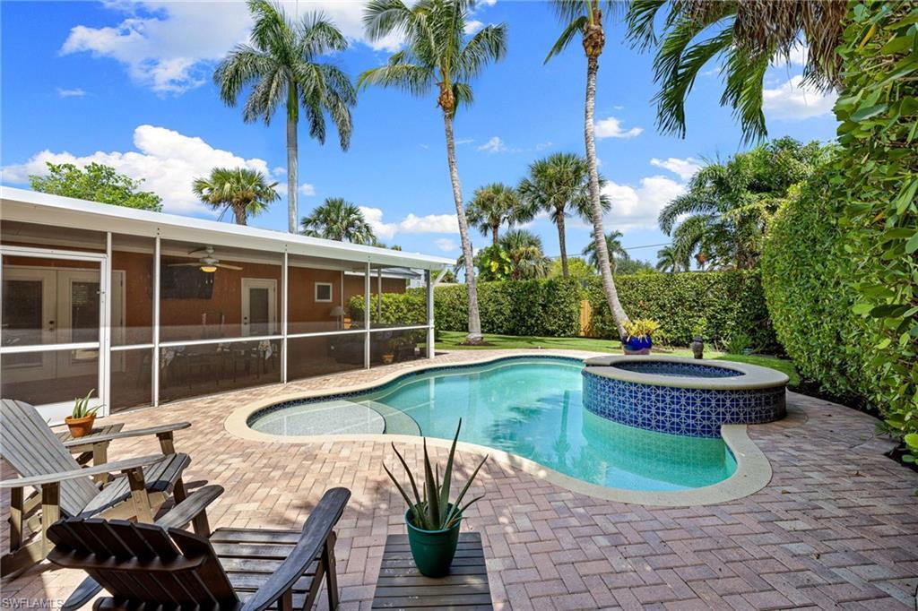 1233 12th Ave N  Naples FL 34102 photo