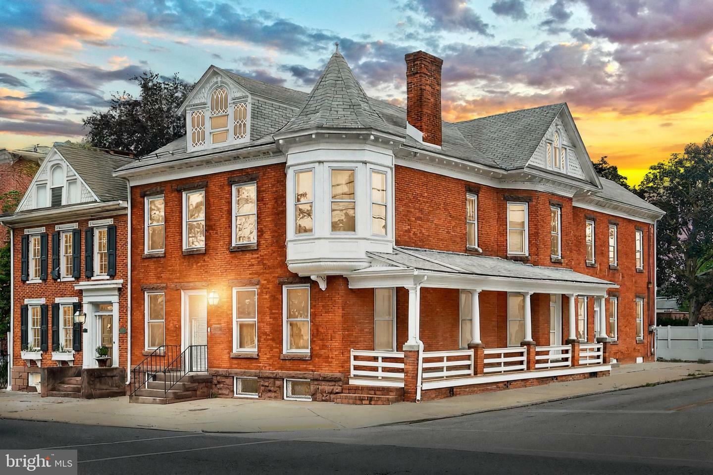 258 Baltimore Street  Hanover PA 17331 photo