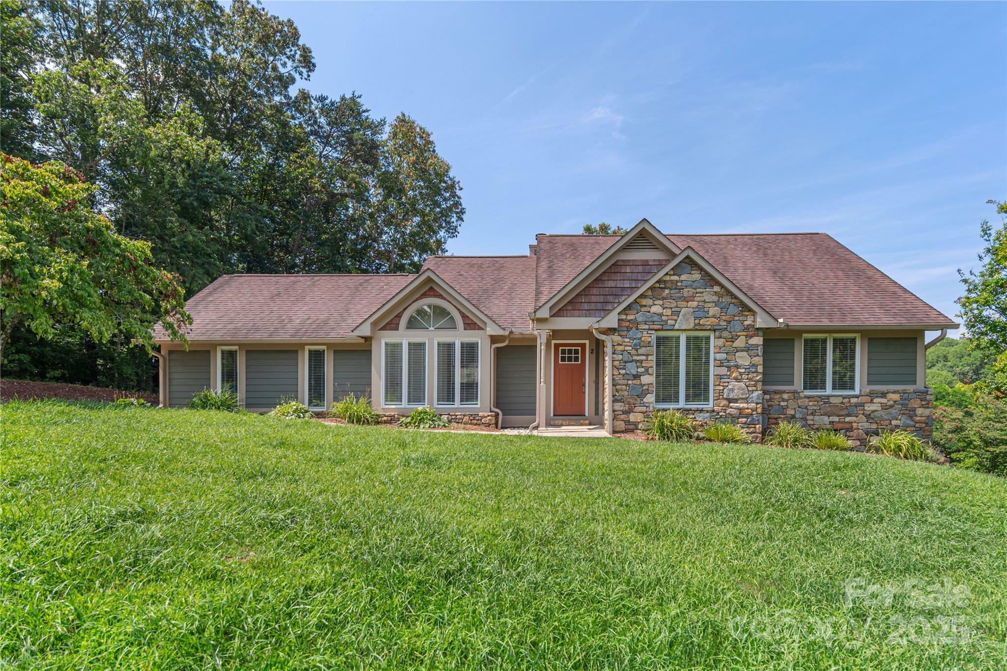 Property Photo: 2 New Cross South S NC 28805