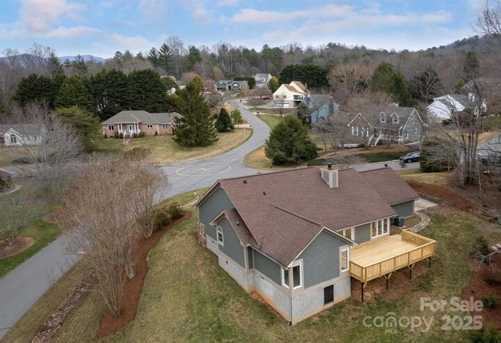 Property Photo:  2 New Cross South S  NC 28805 