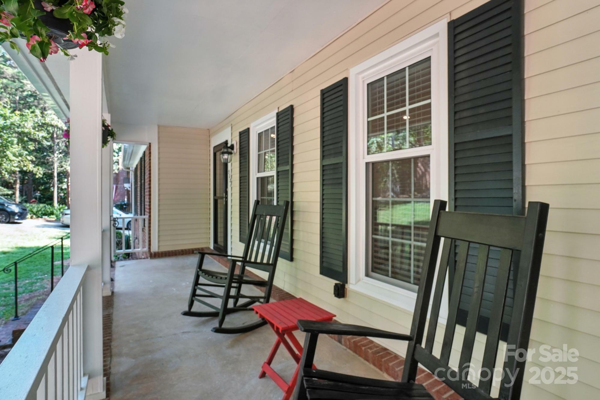 Property Photo: 9334 New Towne Drive NC 28105