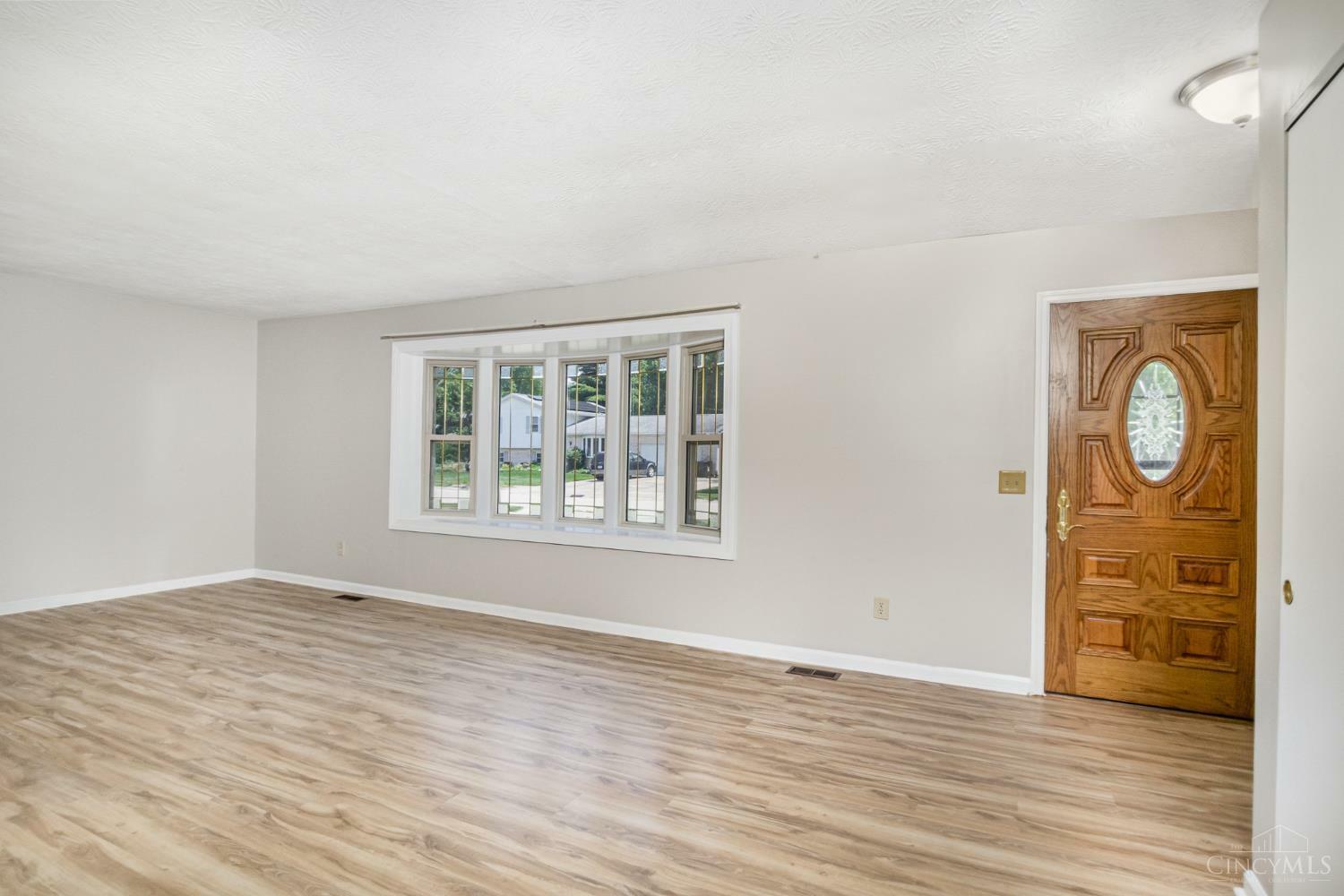 Property Photo: 3 Woodbrook Court OH 45014