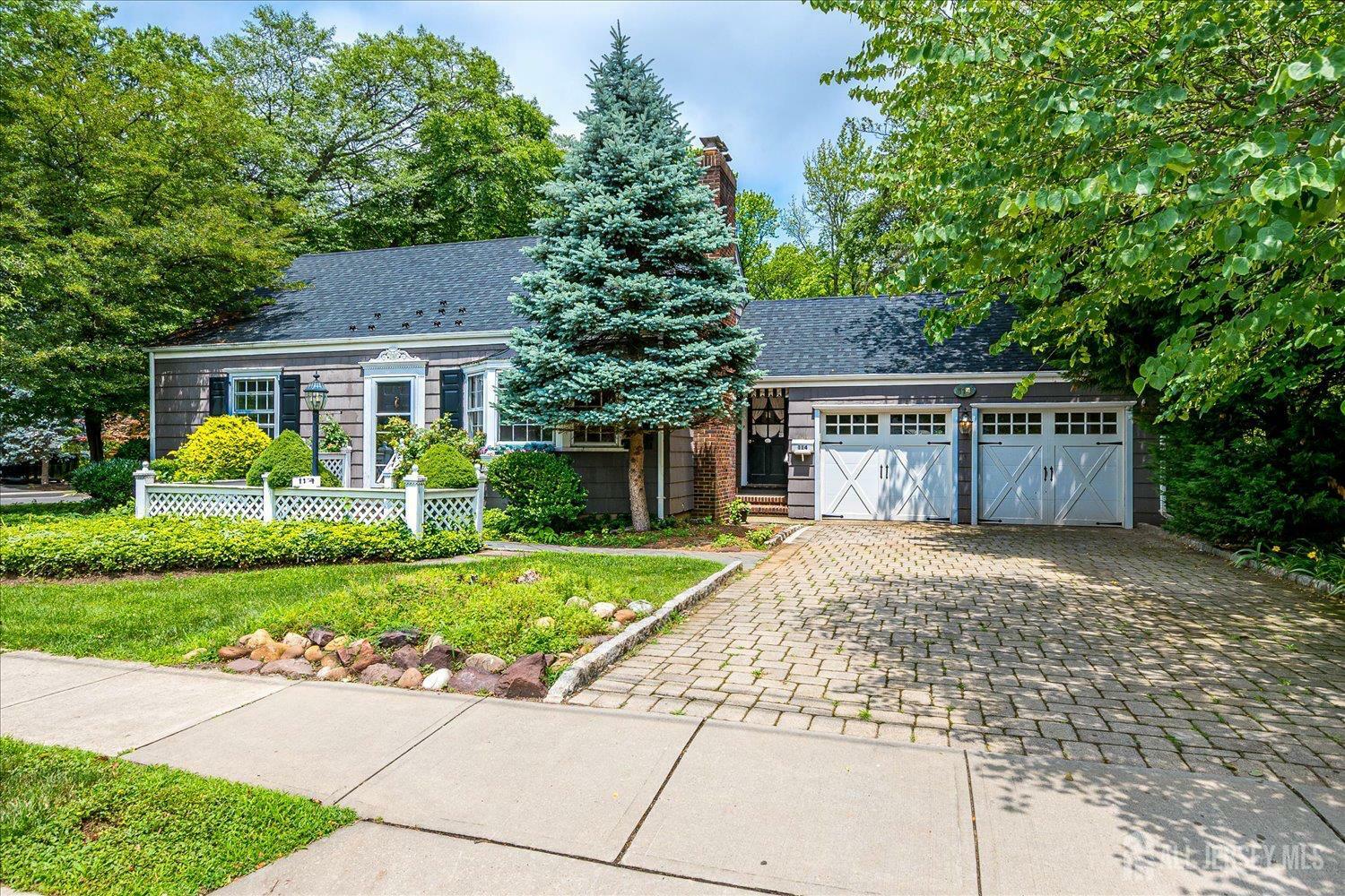 Property Photo:  114 High Street  NJ 08840 