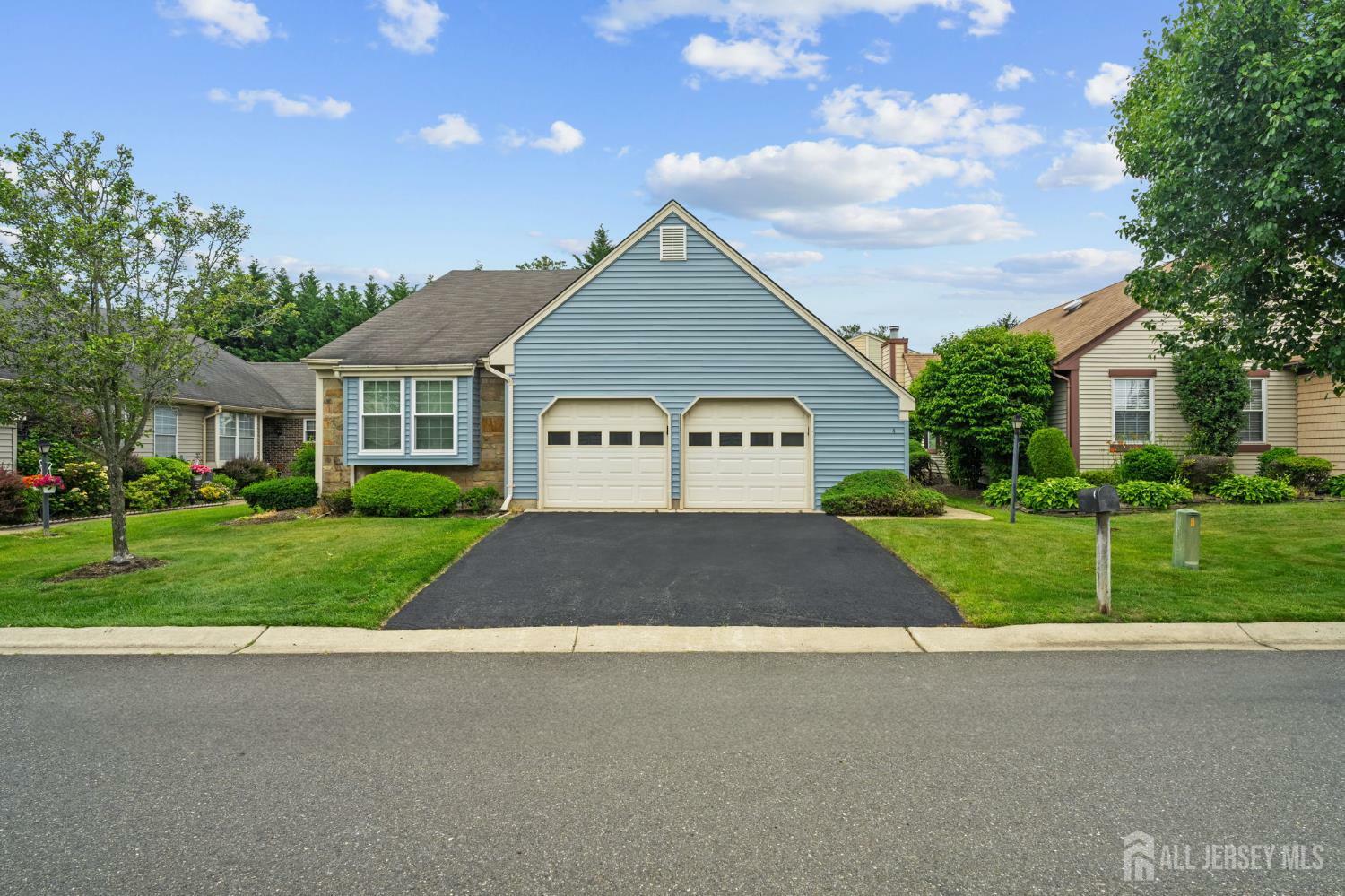 4 Molly Pitcher Court  Monroe NJ 08831 photo