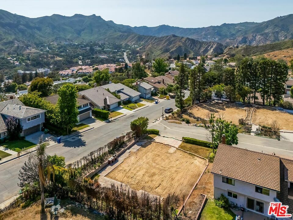 Property Photo: 17177 Avenida De La Herradura CA 90272