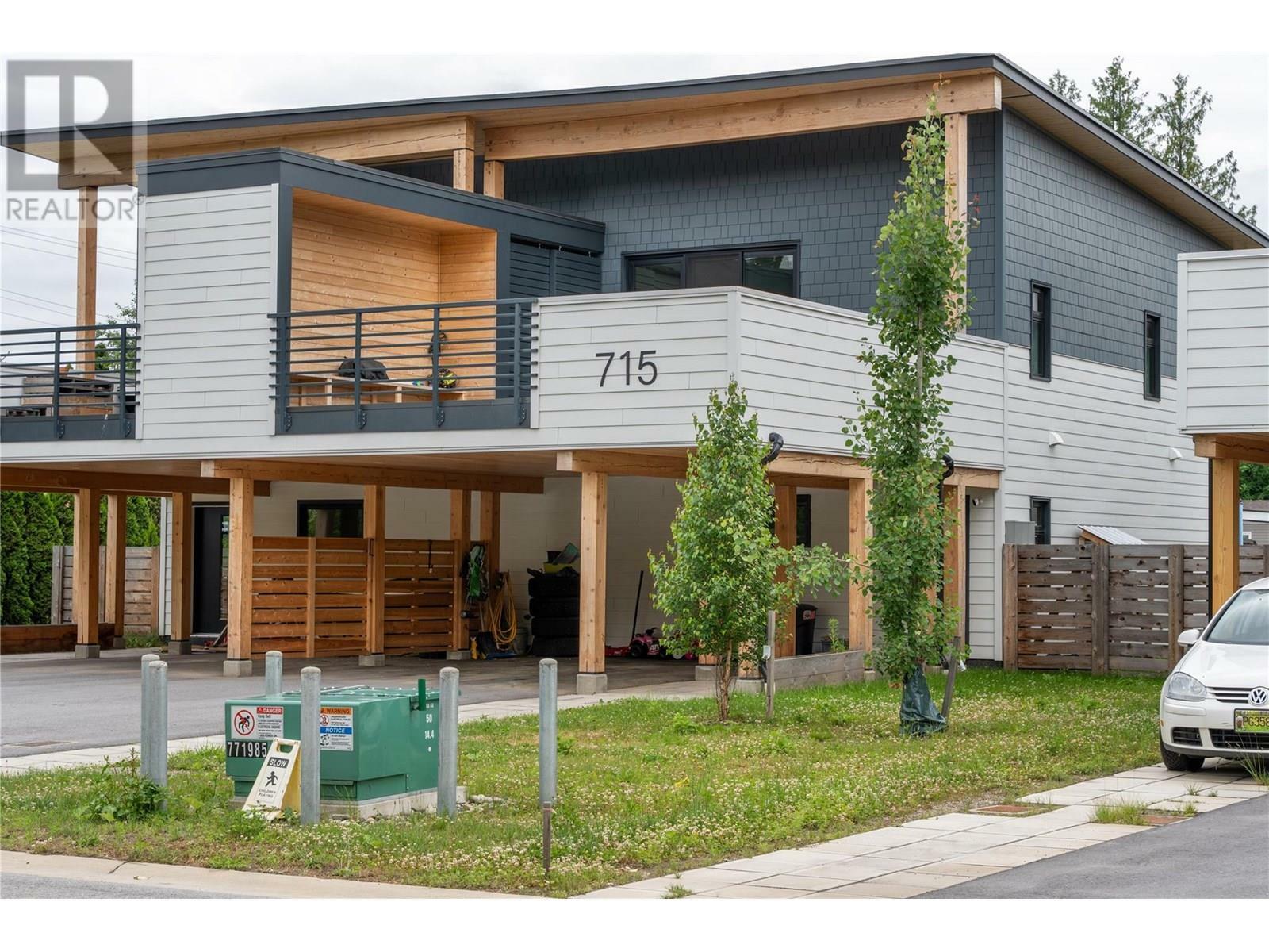 Property Photo: 715 Olynyk Road BC V0E 2S0