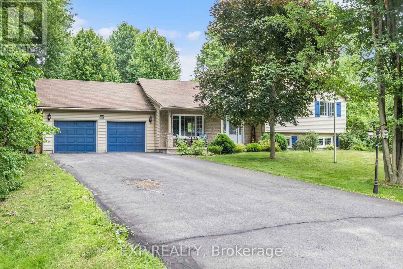 Property Photo: 3313 Wild Cherry Drive ON K0A 2W0