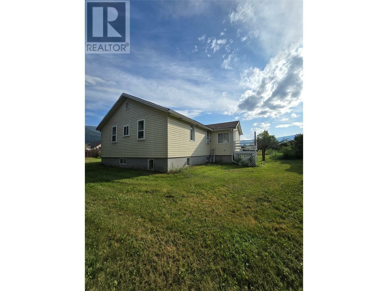 Property Photo: 221 Beatty Avenue Northwest BC V1E 4M9