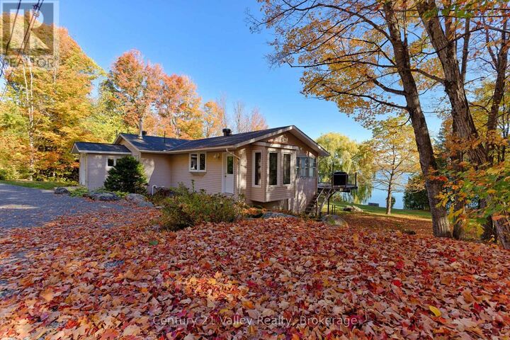 Property Photo: 187 Mulberry Lane ON K0J 1T0