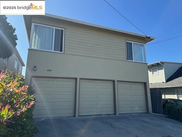 Property Photo:  3550 Rhoda Ave  CA 94602 