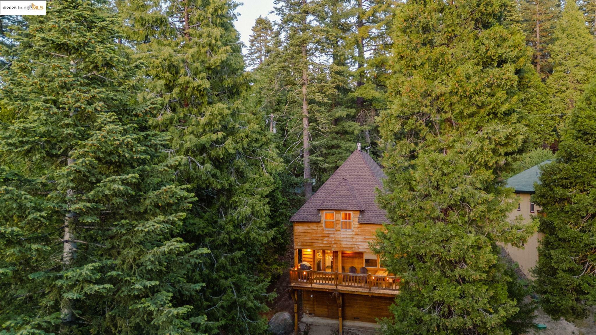 Property Photo: 27066 Summerhill Dr CA 95375
