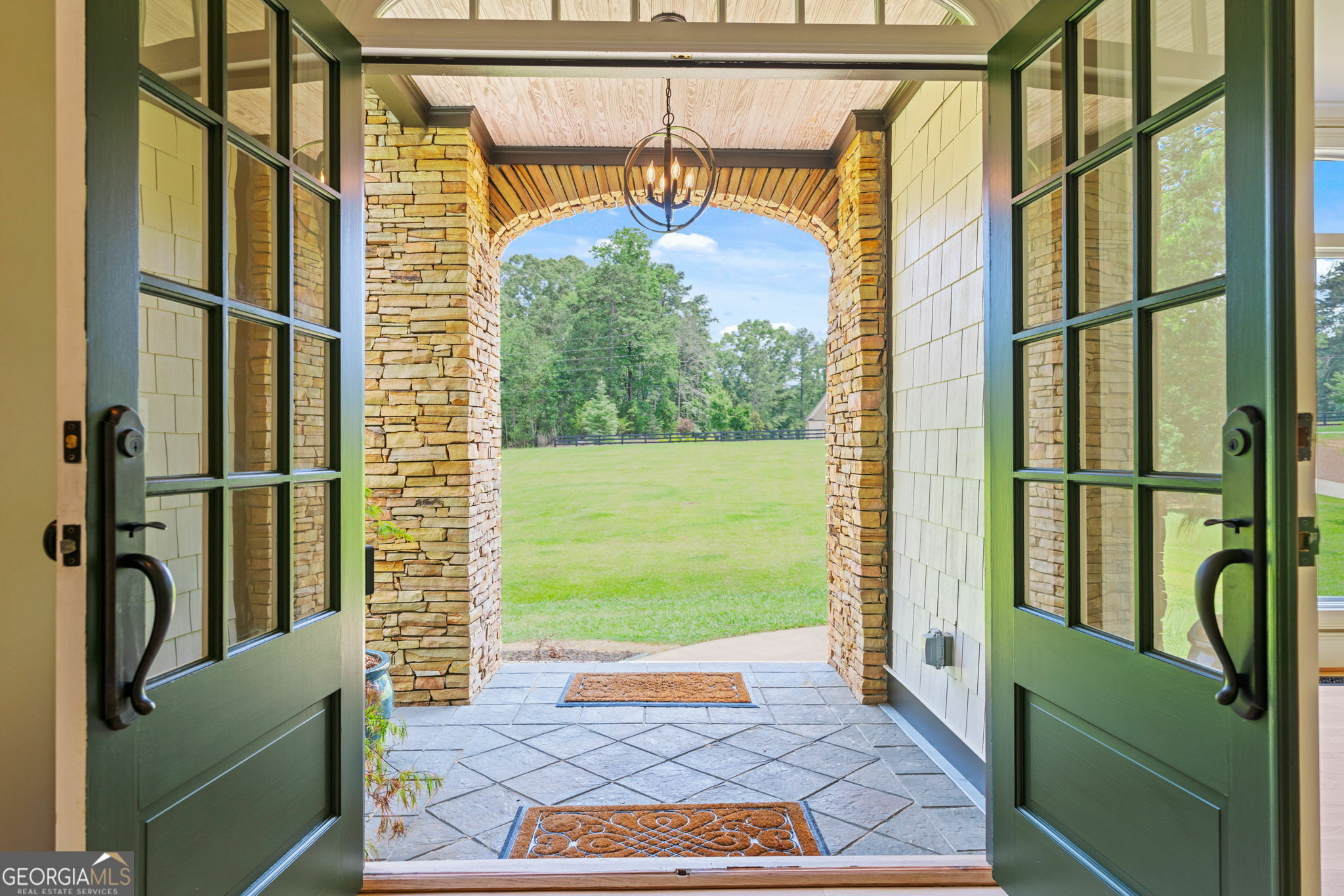 Property Photo: 6685 Driskell Road GA 30041