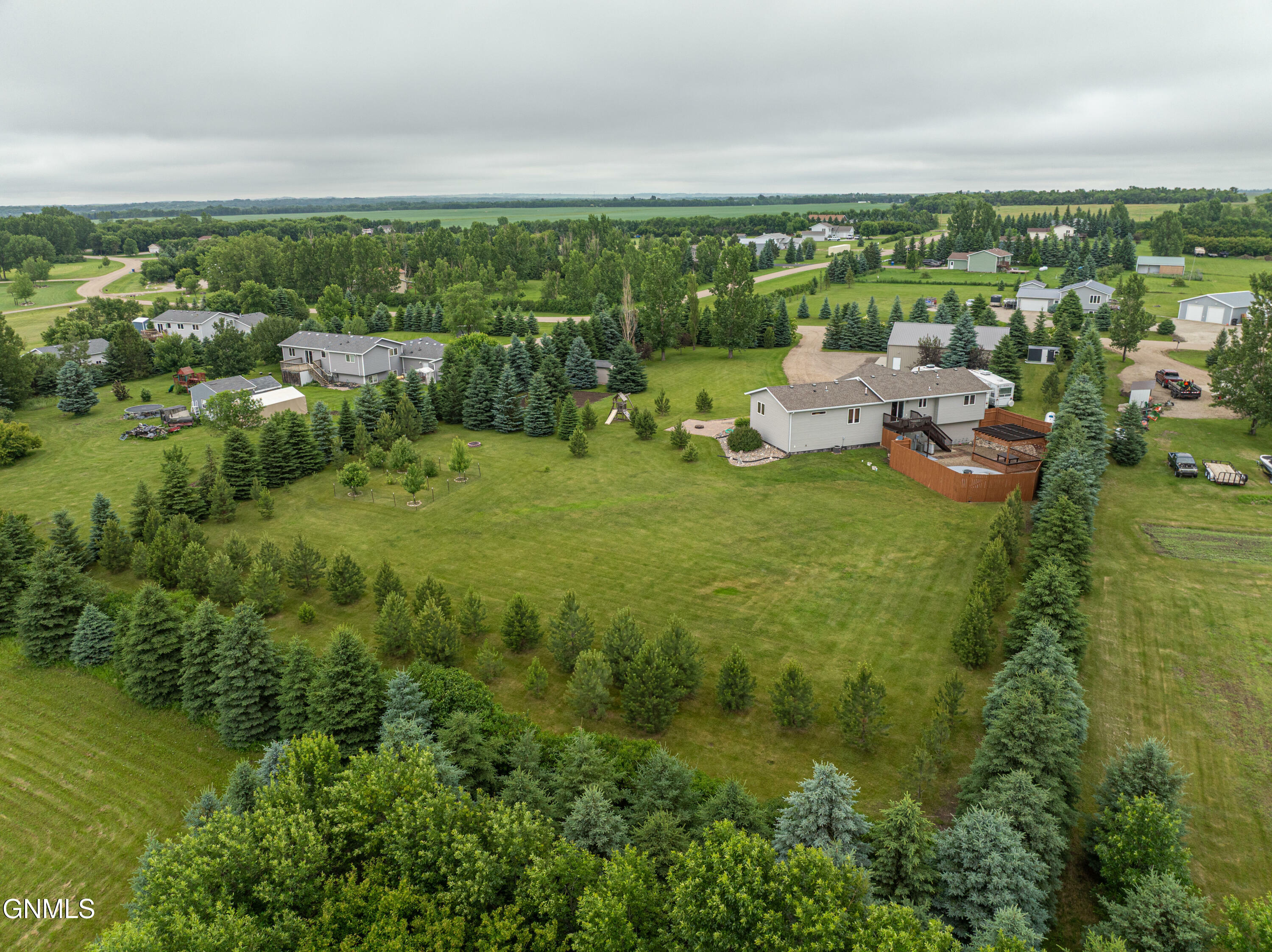 Property Photo: 4409 Crescent Ridge Road ND 58503