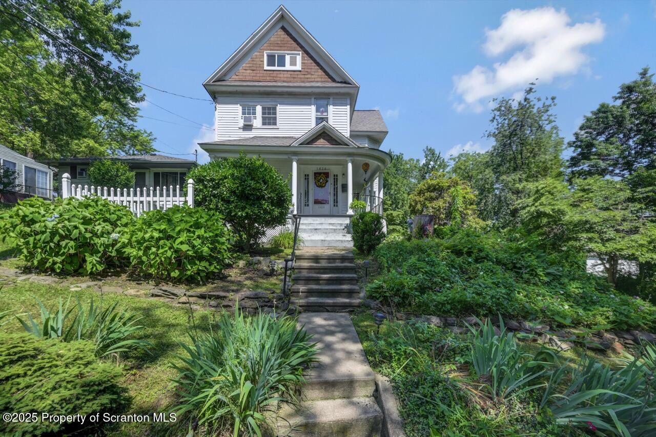 1424 Crown Avenue  Scranton PA 18505 photo