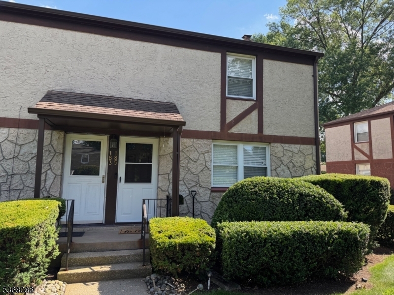 Property Photo:  185 High St  NJ 08840 