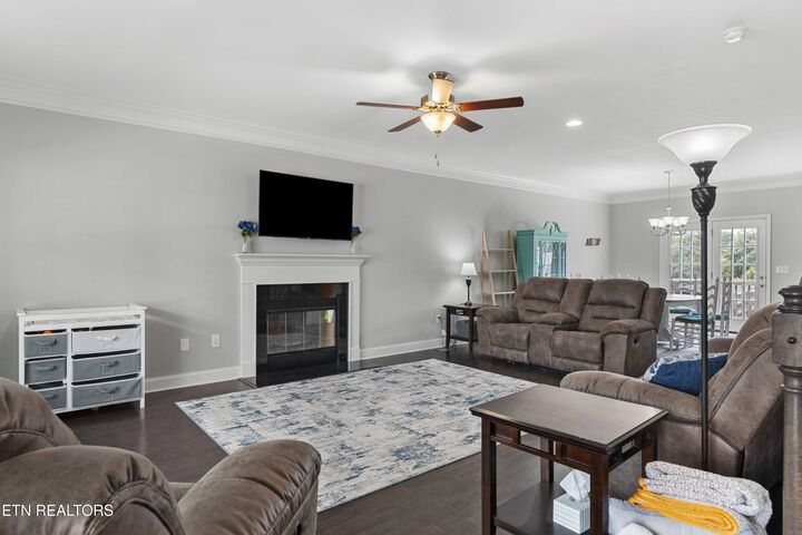 Property Photo: 1152 Cloud View Drive TN 37849