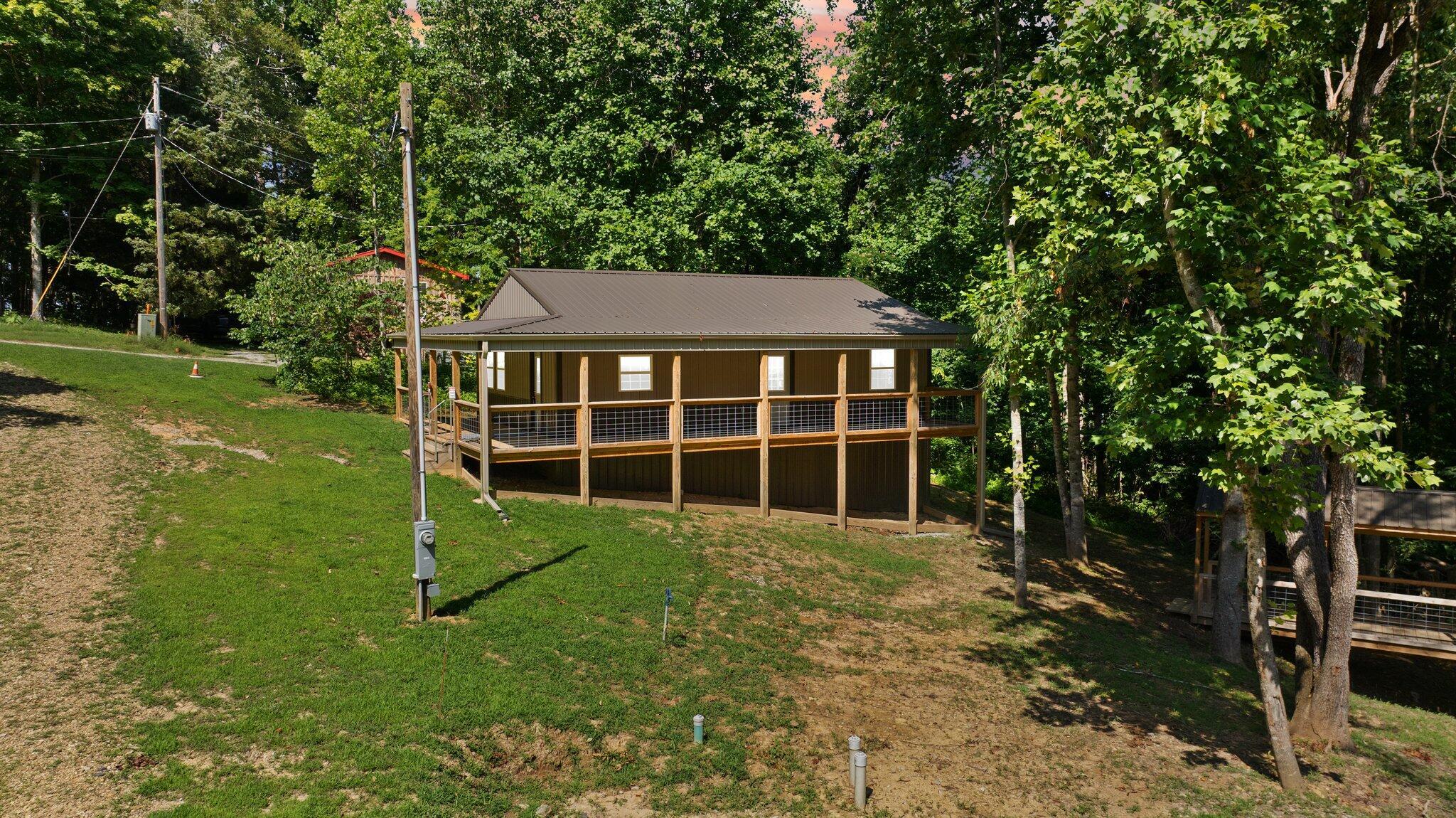 Property Photo: 950 Bates Road KY 42544